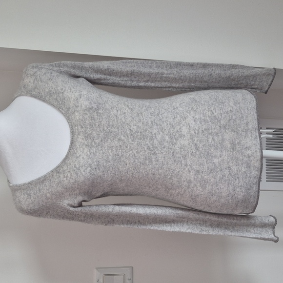 Mantovani Studio Sweaters - Mantovani Studio Grey Cashmere Sweater Size Small